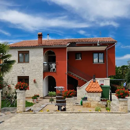 Jurica Apartment